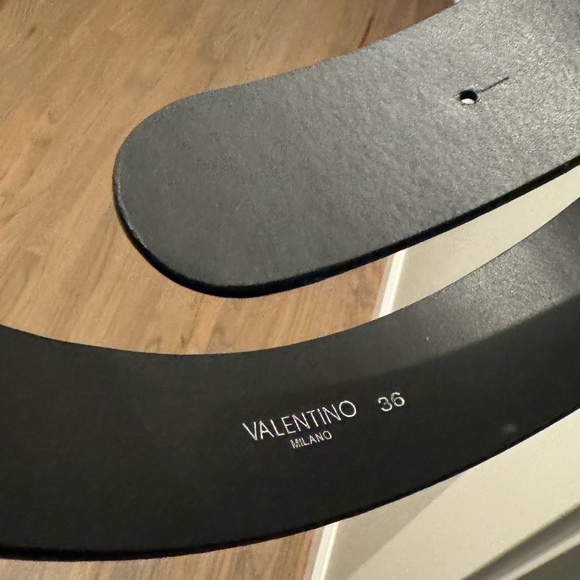 COPY - Valentino Men’s belt - Picture 2 of 5